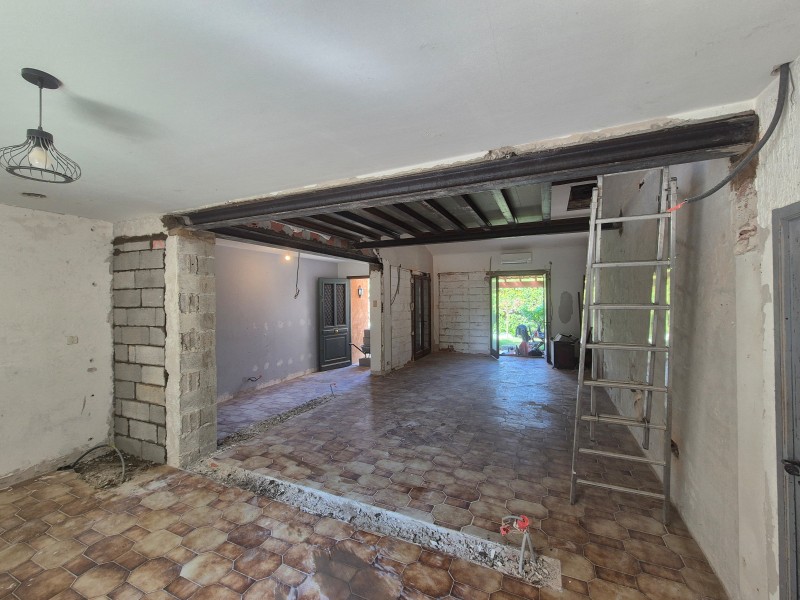 Ouverture d’un mur porteur en continuité de mezzanine – Gardanne (13) – IPN acier, démolition, structure