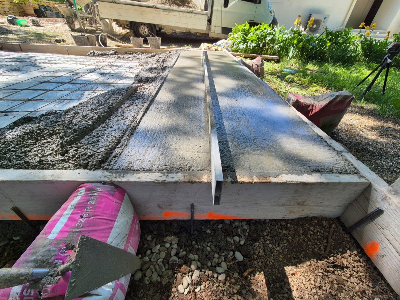 Réalisation d’une dalle pour abri de jardin – Fuveau (13) – dalle béton armé