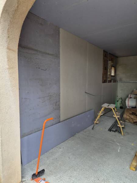 Transformation de garage en chambres, Le Tholonet (13), isolation laine de verre, ossature métallique, BA13