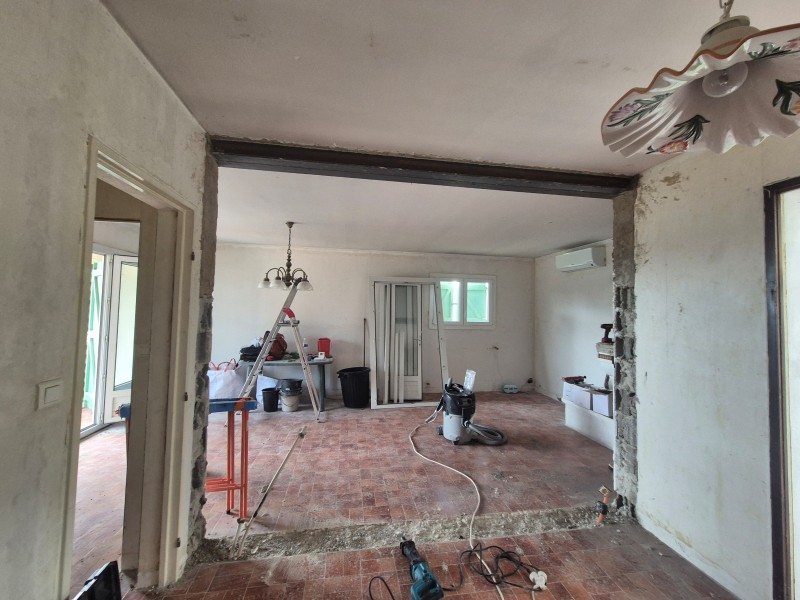 Élargissement d’ouverture mur porteur cuisine séjour – Rousset (13) – IPN acier, étaiement, démolition