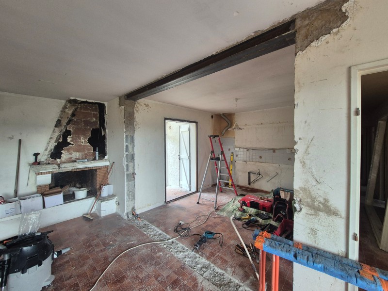Élargissement d’ouverture mur porteur cuisine séjour – Rousset (13) – IPN acier, étaiement, démolition