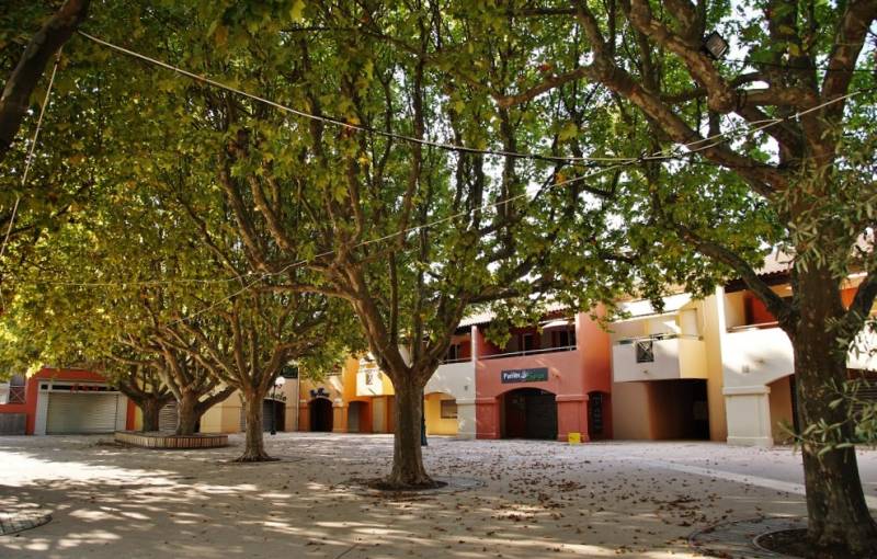 Dalle béton et fondations à Châteauneuf-le-Rouge