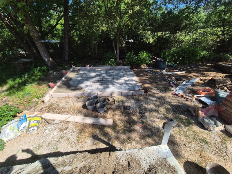 Réalisation d’une dalle pour abri de jardin – Fuveau (13) – dalle béton armé